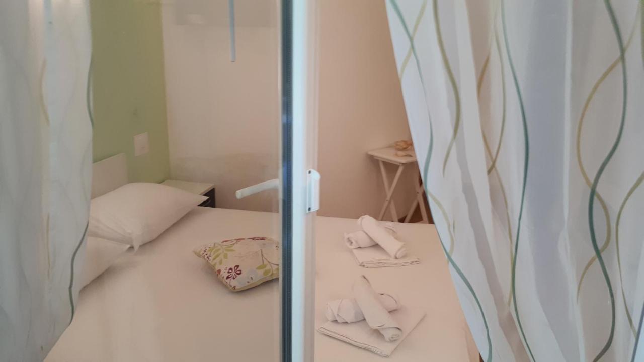 Apartments Meri Vodice Exterior foto