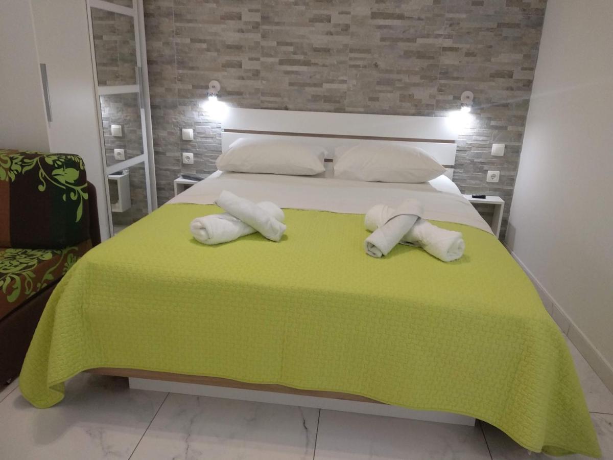 Apartments Meri Vodice Exterior foto