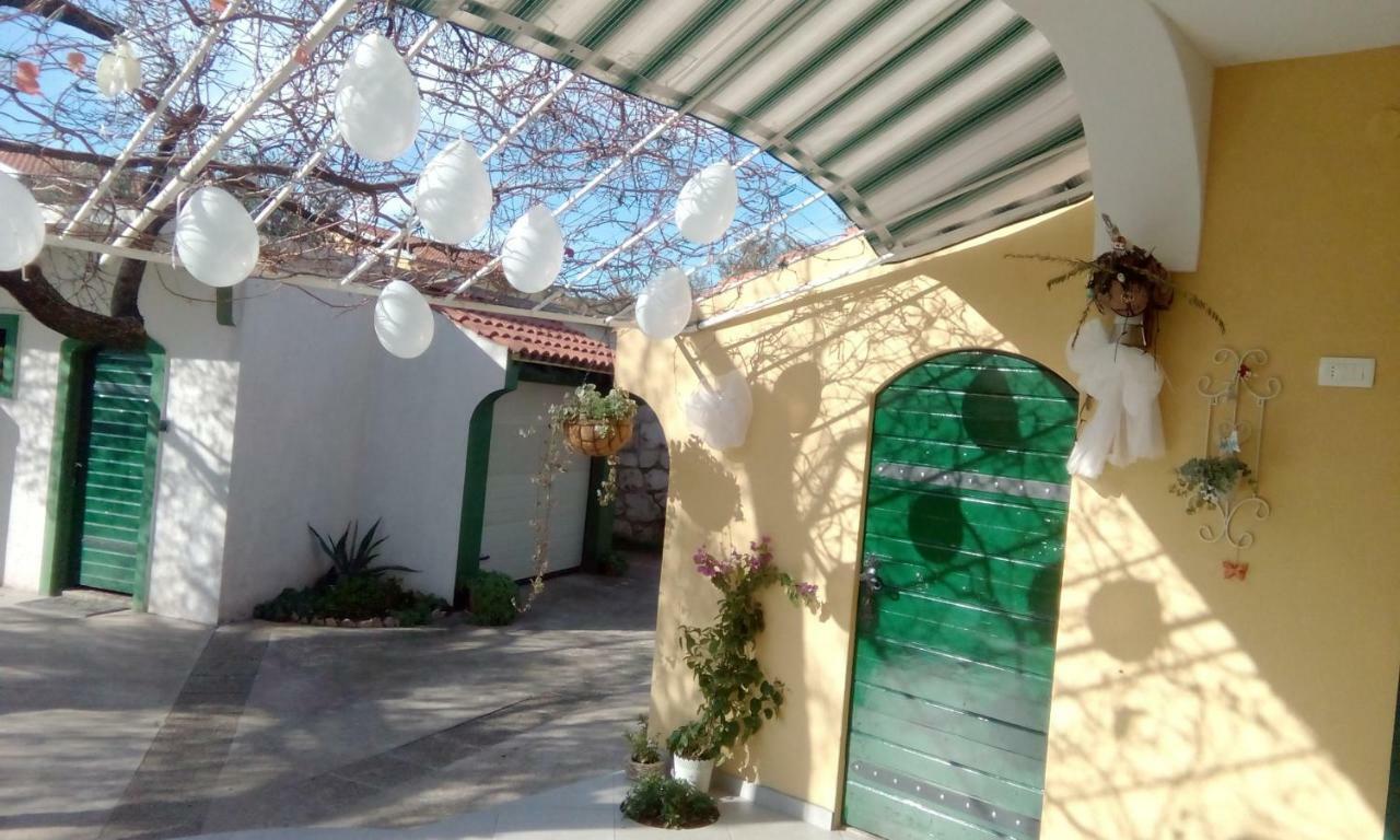 Apartments Meri Vodice Exterior foto