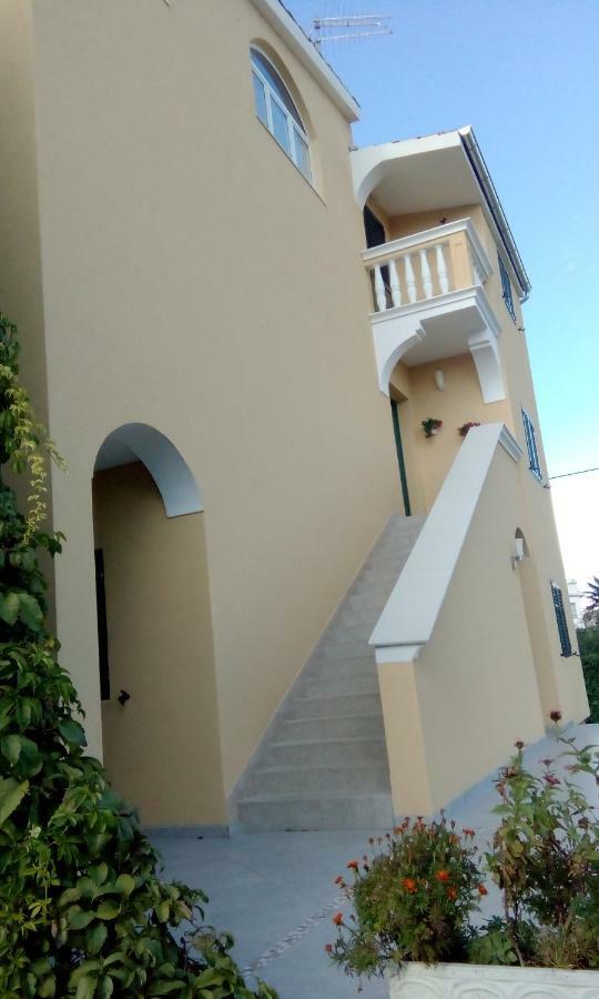 Apartments Meri Vodice Exterior foto